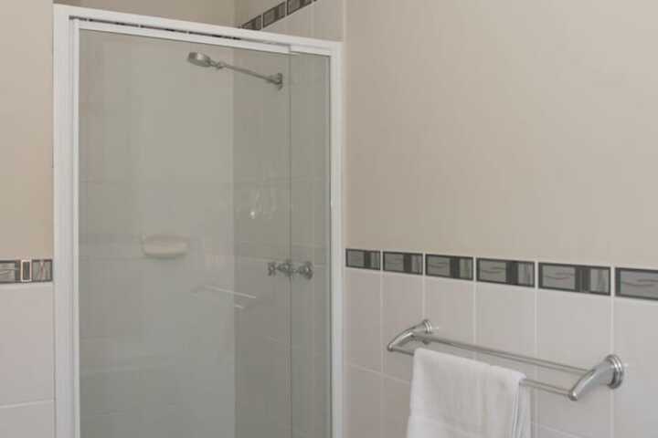 Room 12 of 21