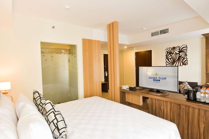 Room 6 of 54