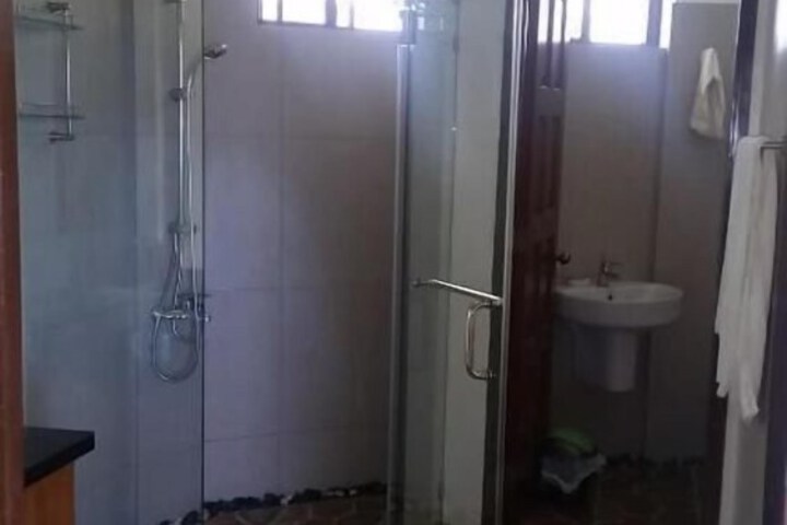 Room 44 of 75