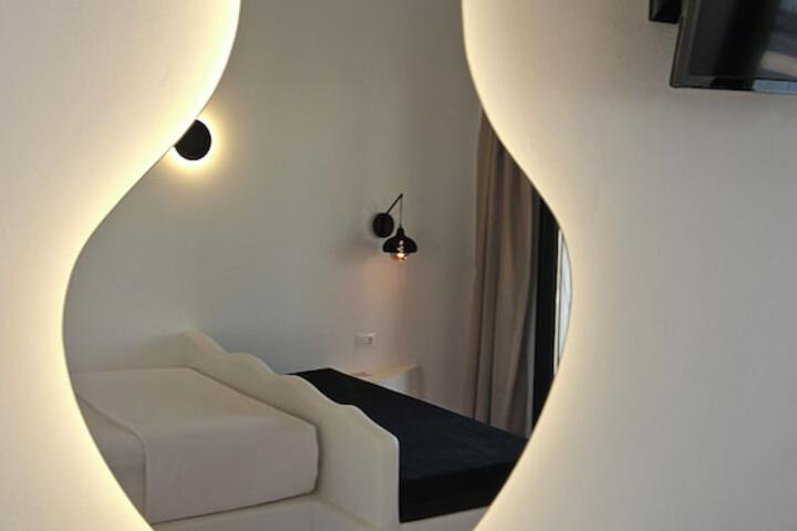 Room 48 of 113