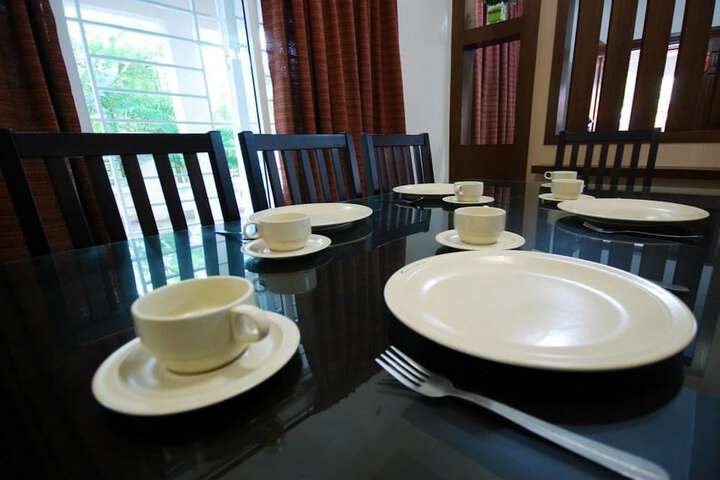 Dining Photos