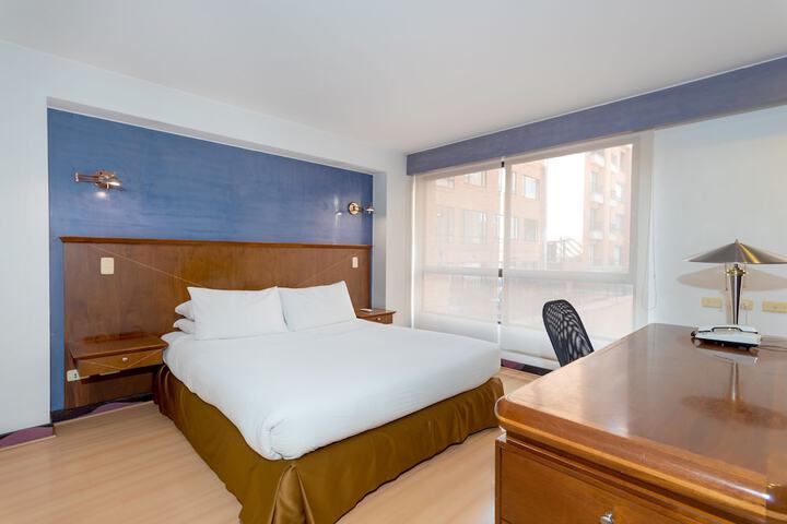 Room 9 of 35