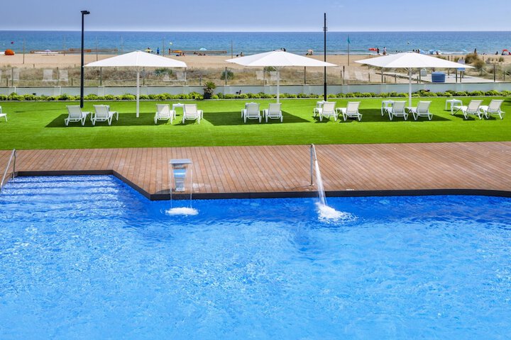 Pool 37 of 40