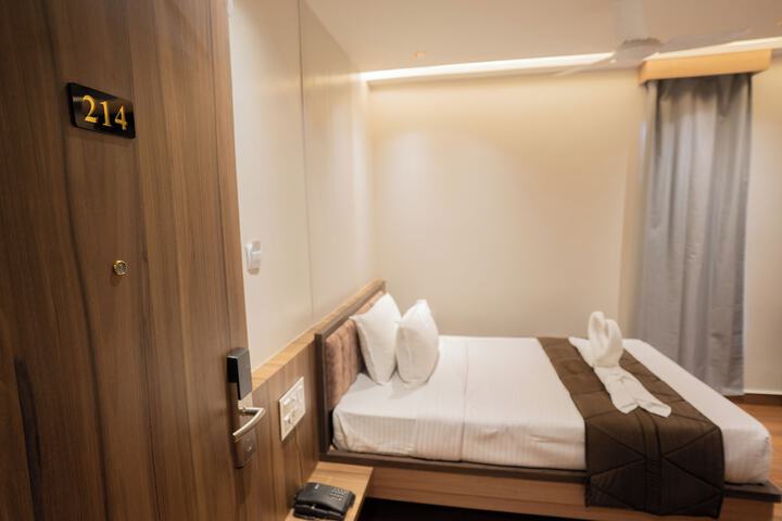 Room 7 of 21