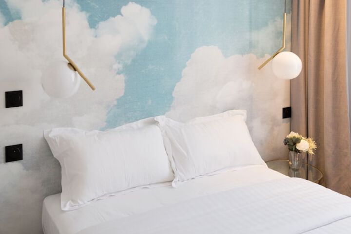 Room 27 of 133