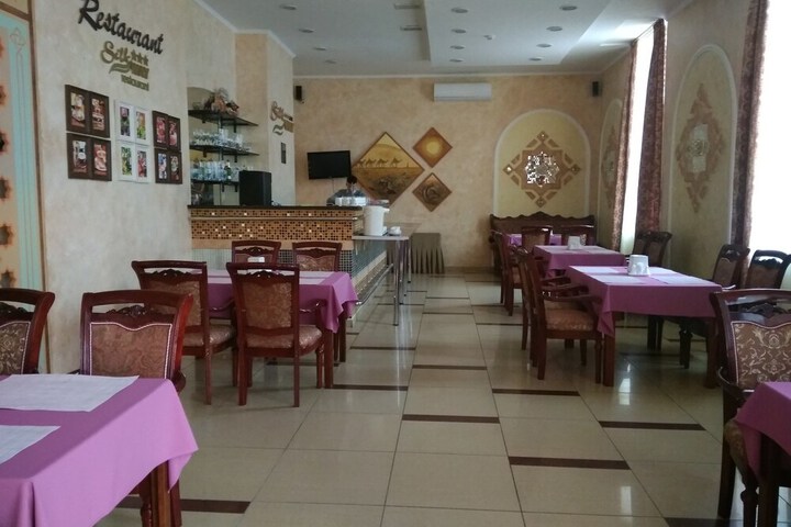 Dining 45 of 59