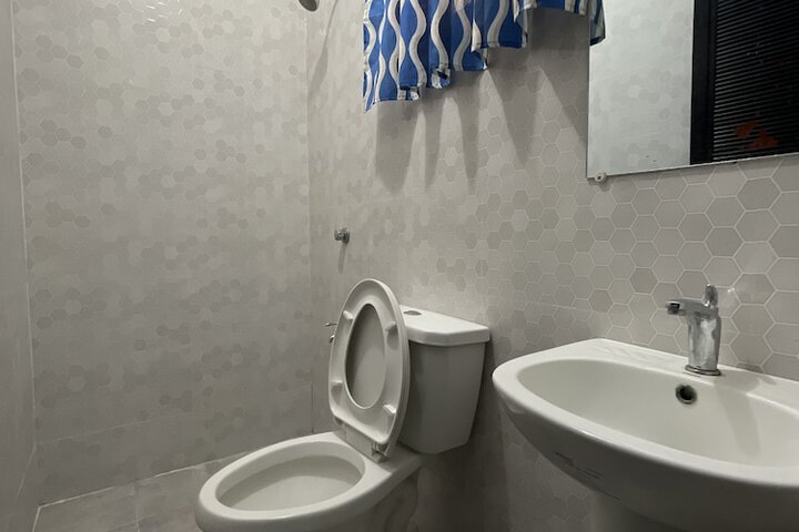 Room 136 of 200