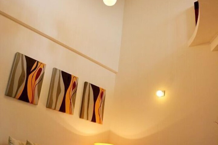 Hotel Interior 4 of 23