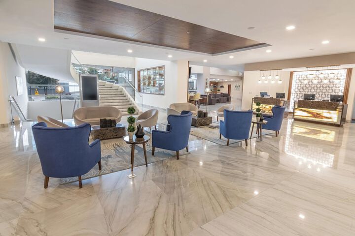 Hotel Interior 6 of 147