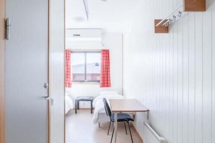 Room 10 of 39