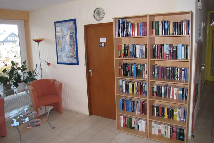 Room 12 of 14