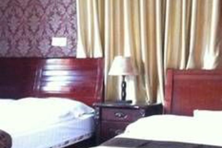 Room 50 of 71
