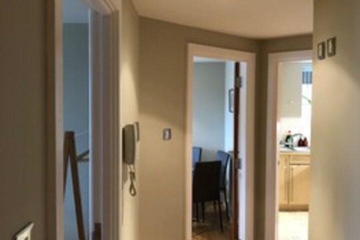 Room 12 of 18