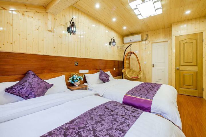 Room 4 of 21