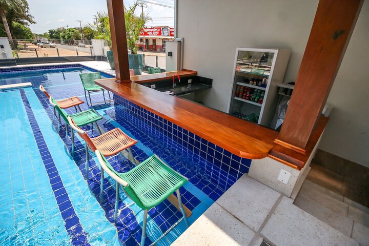 Pool 38 of 60