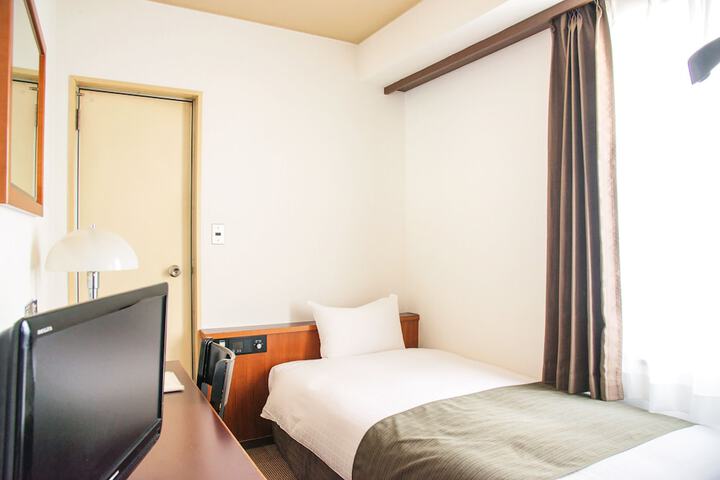 Room 10 of 71