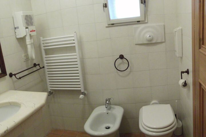 Room 29 of 37