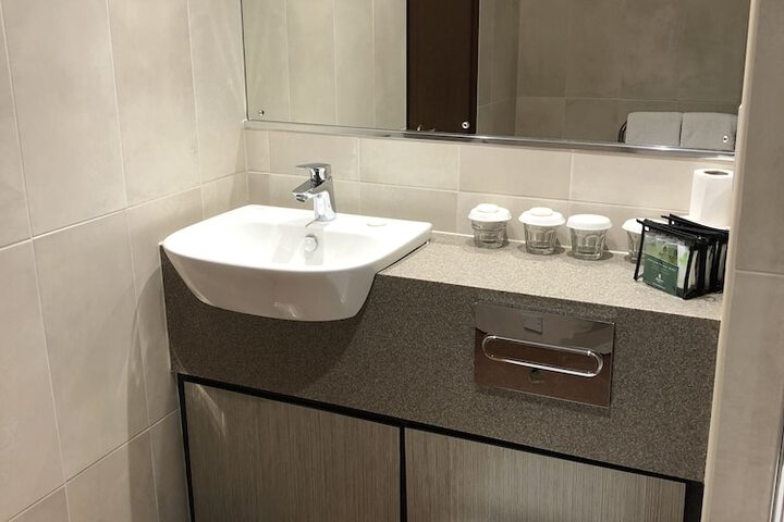 Room 4 of 52