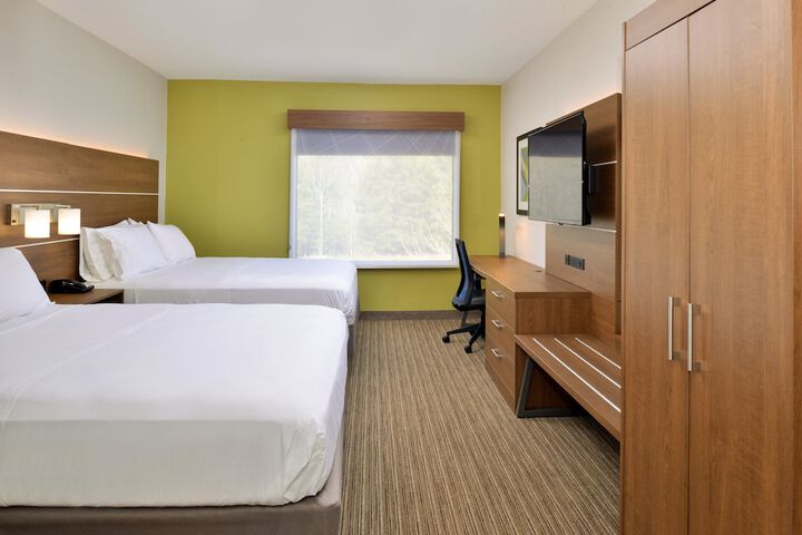 2 Queen Beds (3 of 25)