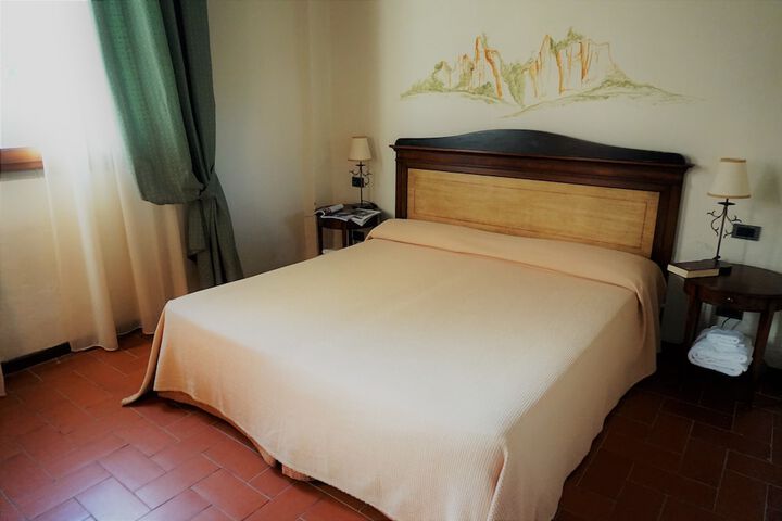 Room 18 of 85