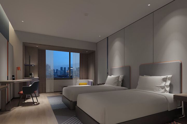 Room 12 of 53