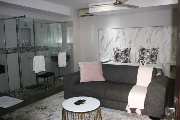 Room 12 of 62