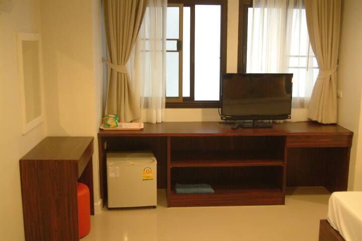 Room 34 of 60