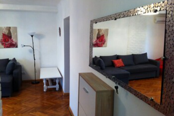 Room 38 of 72