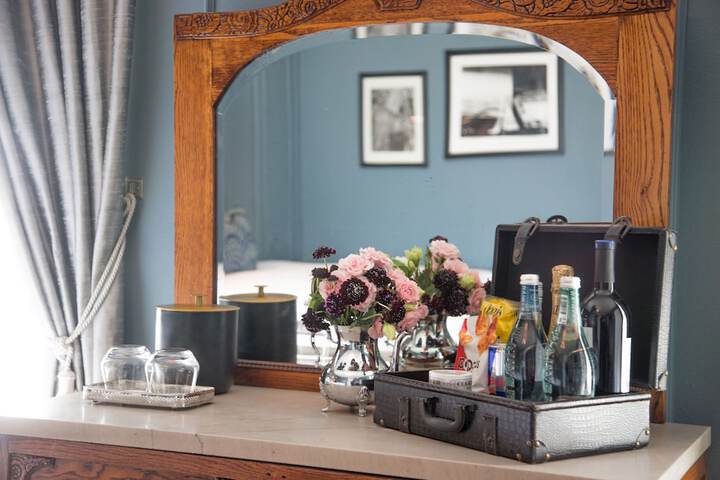 Minibar