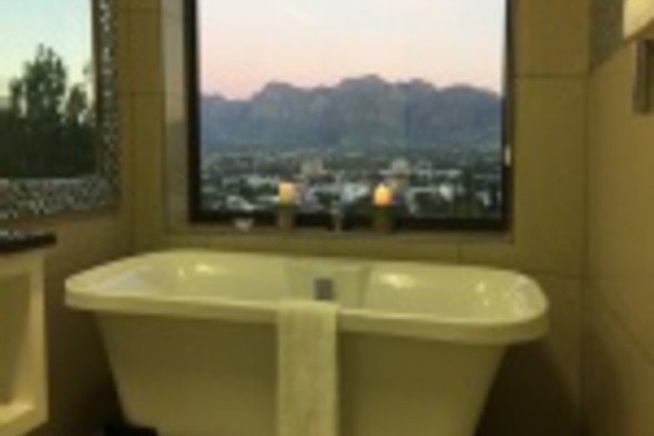 Room 121 of 252