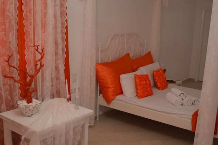 Room 2 of 45