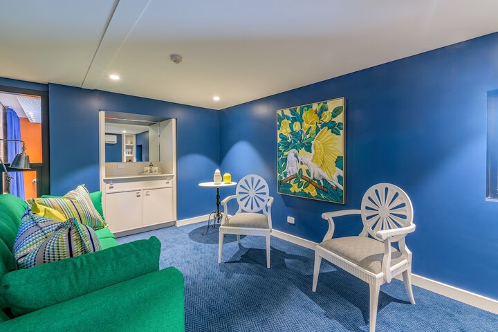 Room 13 of 42
