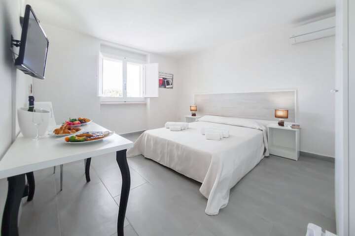 Room 29 of 38
