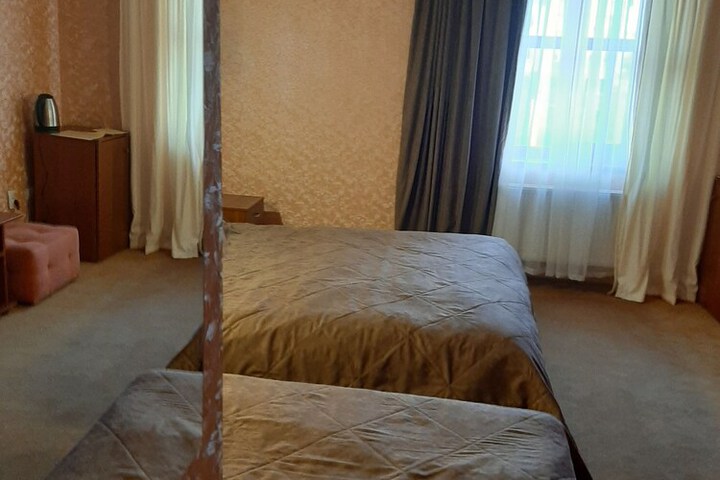 Room 16 of 91