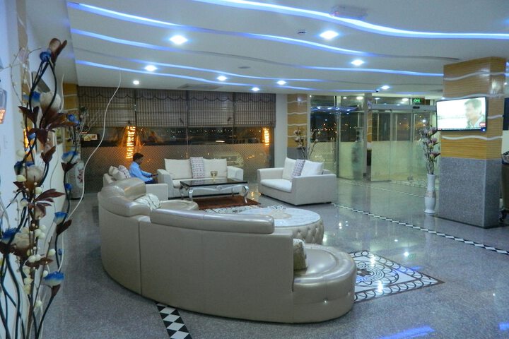 Hotel Interior 6 of 100