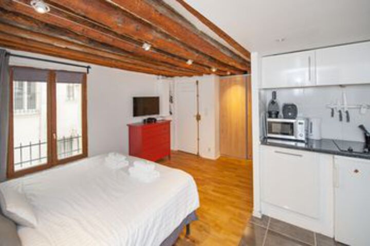 Room 29 of 97