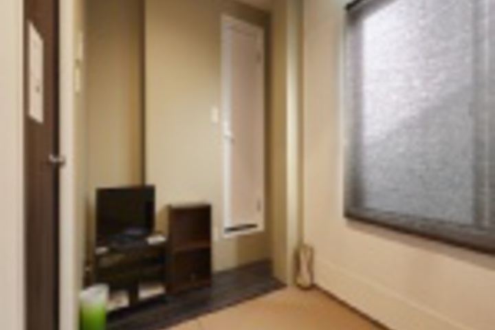 Room 168 of 288