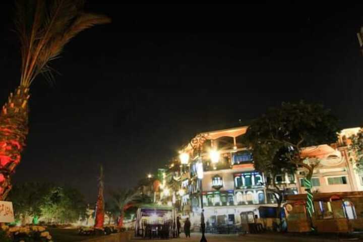 Hotel 7 of 25
