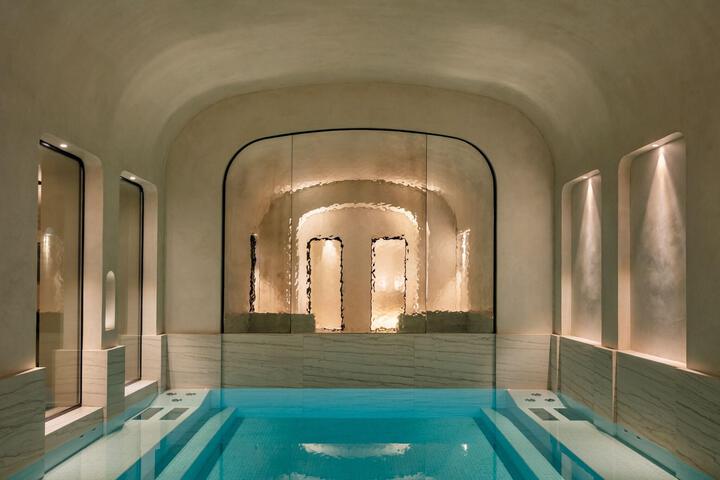 Pool 11 of 26