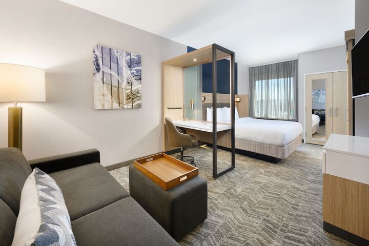 Room 7 of 22