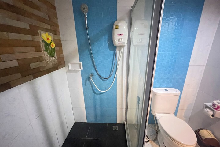Room 37 of 50