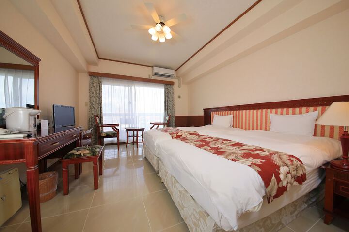 Room 9 of 29