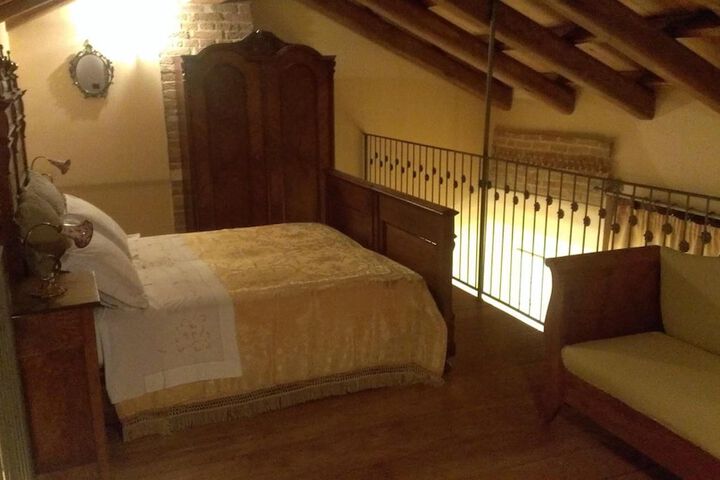 Room 14 of 38
