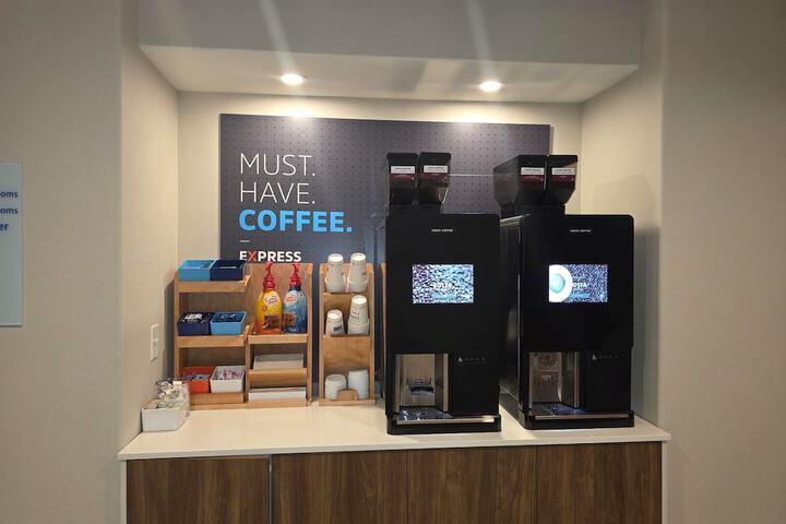 Breakfast/Coffee Service 21 of 31