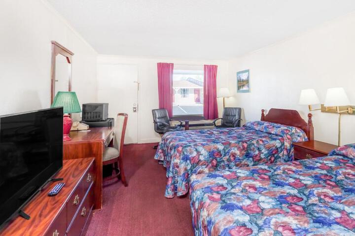 2 Double Beds (2 of 12)
