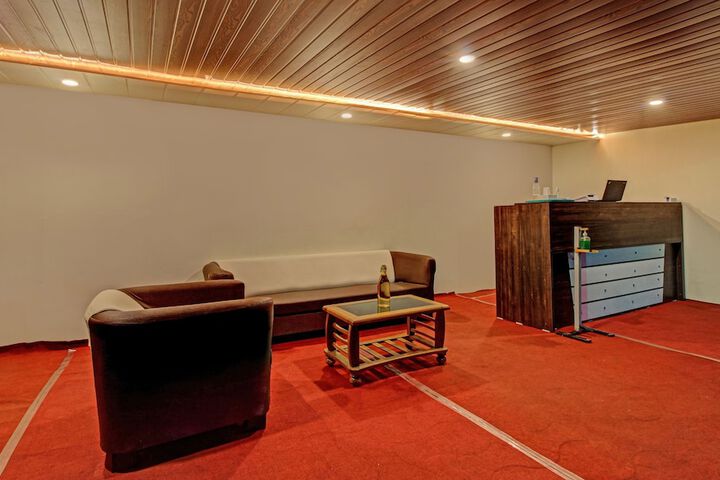 Hotel Interior 4 of 39