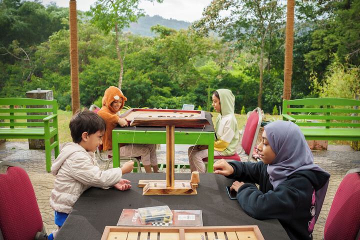 Game room