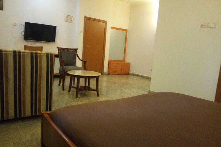 Room 18 of 44