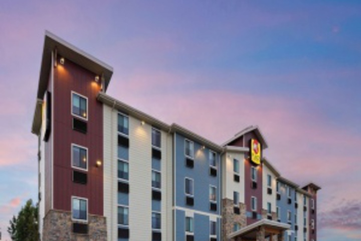 Hotel 50 of 142