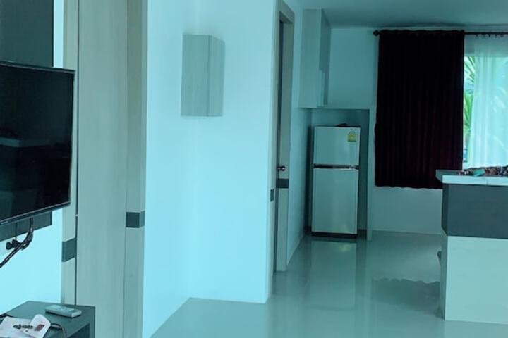 Room 11 of 48